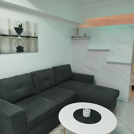 Διαμέρισμα Tudor