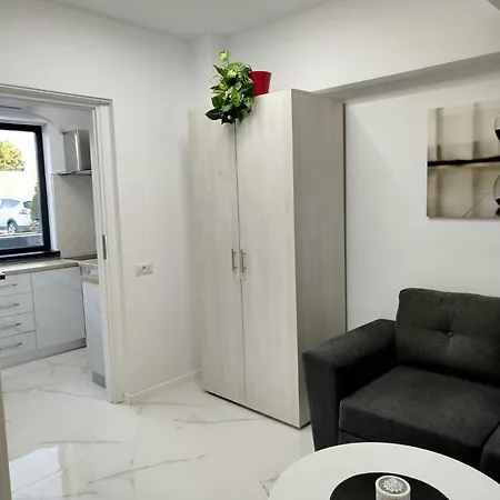 Tudor Διαμέρισμα *