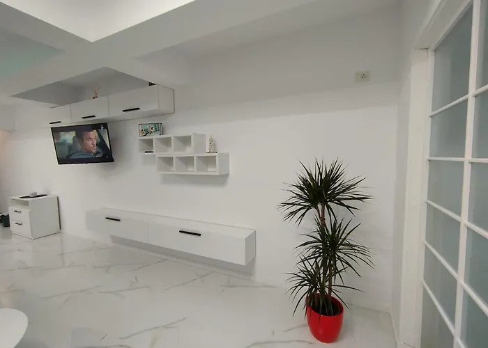 Tudor Apartment Eforie Nord